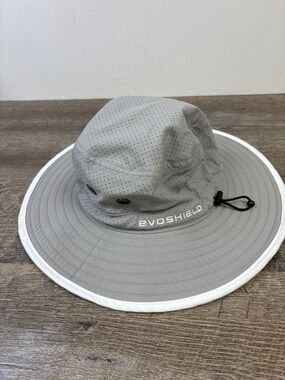 EvoShield Performance Boonie Hat Gray Wide Brim Athletic Sun Hat NWT